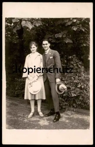 ALTE FOTO POSTKARTE PAAR MANN & FRAU LIEBESPAAR EHEPAAR Hut hat couple cpa photo postcard