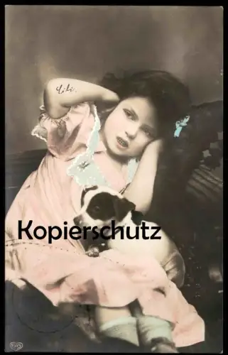 ALTE POSTKARTE MÄDCHEN KIND MIT HUND SCHLECHTE LAUNE fillette young girl enfant femme child dog chien angry cpa postcard