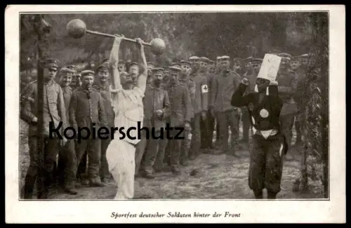 ALTE POSTKARTE SPORTFEST DEUTSCHER SOLDATEN HINTER DER FRONT GEWICHTHEBEN SPORT weightlifting haltérophilie cpa postcard