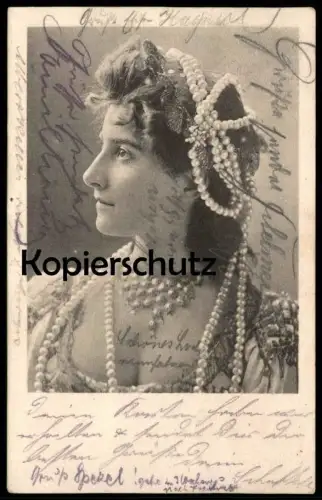 ALTE POSTKARTE MÄDCHEN FRAU MIT KETTE Halskette Schmuck Perlenkette necklace collier fur woman femme cpa postcard AK