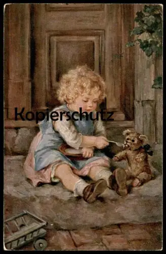 ALTE POSTKARTE BÄRCHEN ISST MÄDCHEN FÜTTERT TEDDY Bär ours Spielzeug cpa AK Ansichtskarte postcard