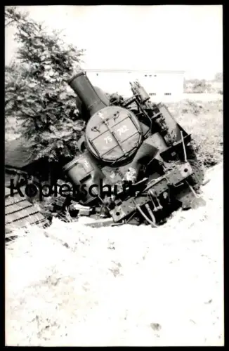 ALTE POSTKARTE EISENBAHN UNGLÜCK BBÖ ÖBB DAMPLOK 75 742 LAA ROTENSEEHOF 1919? train accident Zugunglück Eisenbahnunglück