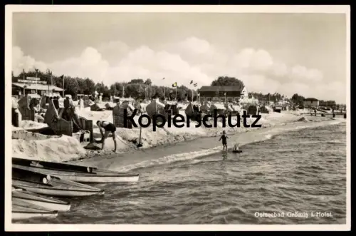 ALTE POSTKARTE OSTSEEBAD GRÖMITZ STRAND SPIELZEUGBOOT MODELLSCHIFF KANU BEFLAGGUNG 40er JAHRE Ansichtskarte cpa postcard