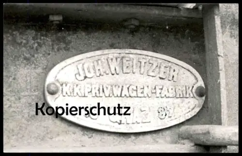 ÄLTERES FOTO PLAKETTE JOH. WEITZER K. K. PRIV. WAGEN-FABRIK GRAZ 1887 BADNER BAHN LEEESDORF BEI BADEN WAGGON ZUG Photo