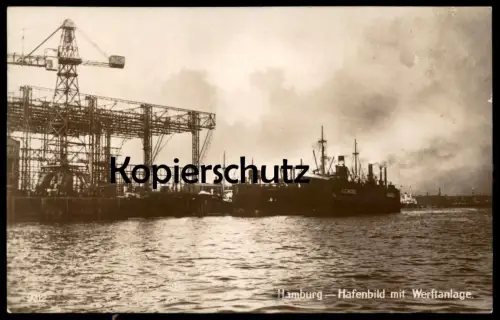 ALTE POSTKARTE HAMBURG HAFENBILD MIT WERFTANLAGEN WERFT HAFEN DAMPFER Schiffe Schiff ship Kran Ansichtskarte postcard