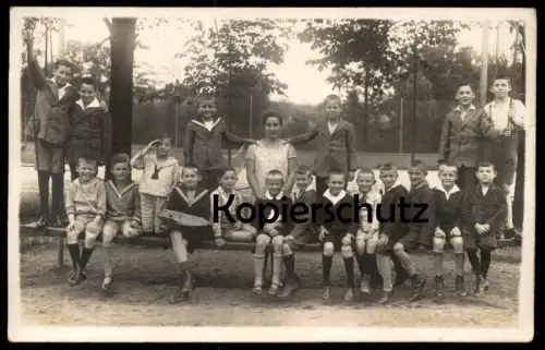 ALTE POSTKARTE JUNGEN KINDER KLASSE LEHRERIN SPIELZEUG FLUGZEUG JUNKERS JU MODELLFLUGZEUG MODELL FOTO PHOTO AK cpa