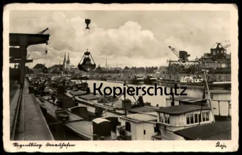 ALTE POSTKARTE REGENSBURG DONAUHAFEN FRACHTSCHIFF KRAN Frachter Schiff Motorschiff cargo ship crane grue postcard cpa