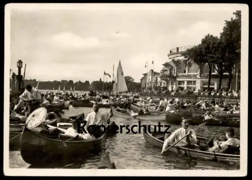 ALTE POSTKARTE HAMBURG 1943 BUCHT VOR DEM UHLENHORSTER FÄHRHAUS Boote Schirm umbrella parapluie Ansichtskarte postcard