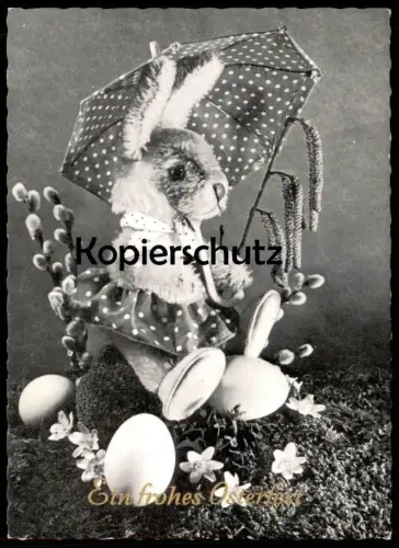 ALTE POSTKARTE EIN FROHES OSTERFEST OSTERHASE VERMENSCHLICHT SCHIRM EIER Ostern Easter Schwarz-weiss Foto Photo postcard