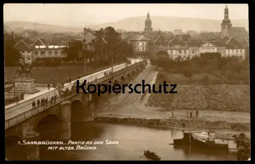 ALTE POSTKARTE SAARBRÜCKEN PARTIE AN DER SAAR MIT ALTER BRÜCKE Panorama Boot Anleger Ansichtskarte AK cpa postcard