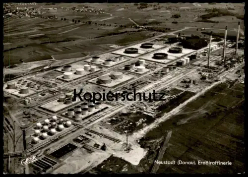 ÄLTERE POSTKARTE NEUSTADT AN DER DONAU ERDÖLRAFFINERIE RAFFINERIE Erdöl Ölraffinerie refinery Ansichtskarte AK postcard