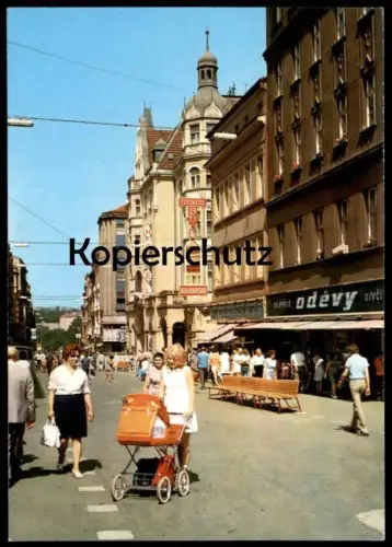 ÄLTERE POSTKARTE KARLOVY VARY TRIDA RUDE ARMADY STRASSE DER ROTEN ARMEE KINDERWAGEN PUSHCHAIR Ceska Republika postcard