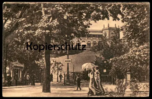 ALTE POSTKARTE WIESBADEN AUFGANG ZUM KURHAUSPROVISORIUM KURHAUS-PROVISORIUM DAMEN MIT SCHIRM Ansichtskarte postcard cpa