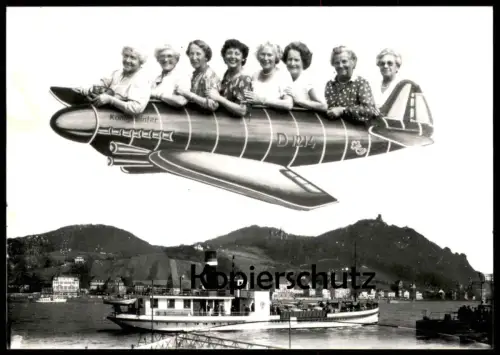 ÄLTERES FOTO KÖNIGSWINTER FRAUEN FLIEGEN FLUGZEUG FLIEGER DAMPFER SCHIFF Fotomontage Montage Photo Surrealisme ship
