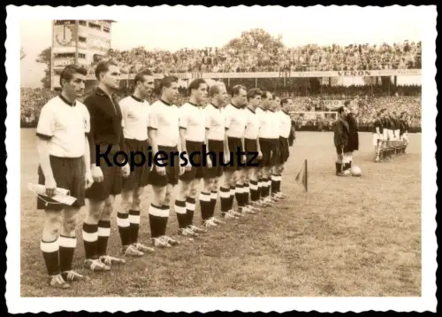 POSTKARTE REPRODUKTION DAS WUNDER VON BERN Fußball football soccer Mannschaft Rahn Morlock Walter Turek Eckel Schäfer AK