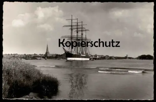 ÄLTERE POSTKARTE TRAVEMÜNDE SCHULSCHIFF PASSAT SCHIFF Segelschiff Segelschulschiff ship bateau Ansichtskarte AK postcard