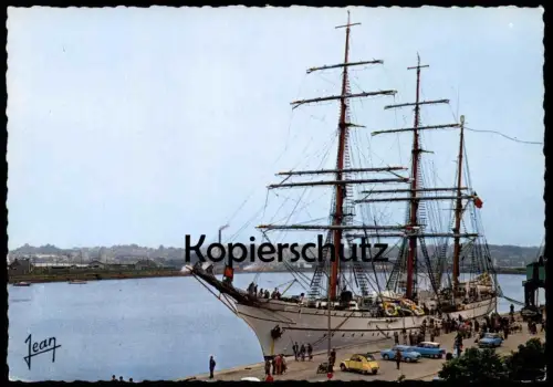 ÄLTERE POSTKARTE LA BRETAGNE SAINT-MALO LE SAGRES NAVIRE-ÉCOLE PORTUGAIS SCHIFF CITROEN 2CV sailing ship Ansichtskarte