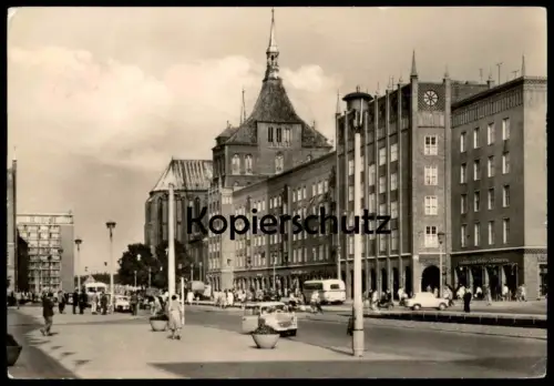 ÄLTERE POSTKARTE ROSTOCK MARIENKIRCHE MIT LANGER STRASSE Autos Auto Verkehr AK Ansichtskarte cpa postcard