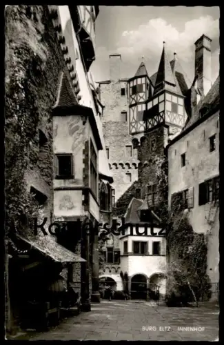 ÄLTERE POSTKARTE BURG ELTZ INNENHOF MIT FASS Wierschem Maifeld Polch Schloss castle chateau postcard Ansichtskarte