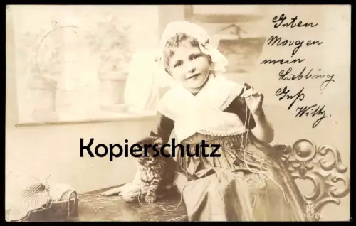ALTE POSTKARTE MÄDCHEN KATZENBABY KATZE Kätzchen chat cat girl fille Kind child AK cpa postcard Ansichtskarte