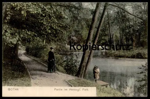 ALTE POSTKARTE GOTHA PARTIE IM HERZOGLICHEN PARK KIND FRAU Ansichtskarte postcard