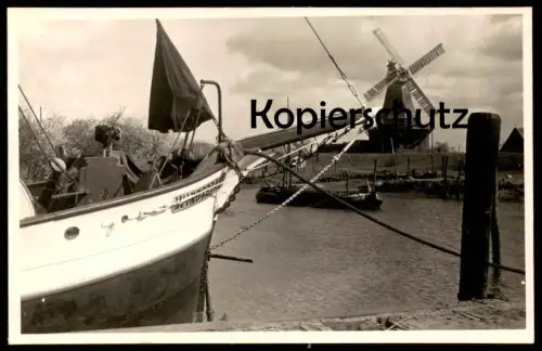ÄLTERE FOTO POSTKARTE WINDMÜHLE HAFEN UND DEICH SCHIFF WINDSBRAUT UTTUM ship windmolen molen mill postcard Ansichtskarte cpa