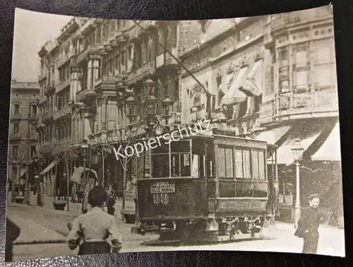 Foto Abzug Replica Straßenbahn um 1900 in Barcelona Spanien
