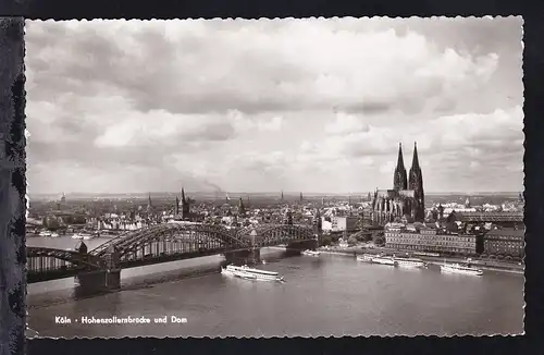 Köln (Hohenzollernbrücke und Dom)