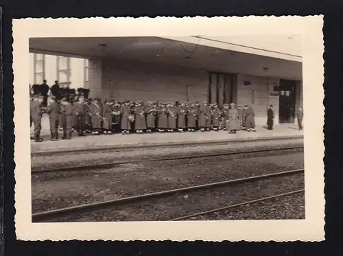 Foto 2. Weltkrieg Italienische Militärkapelle auf dem Bahnsteig in Rom
