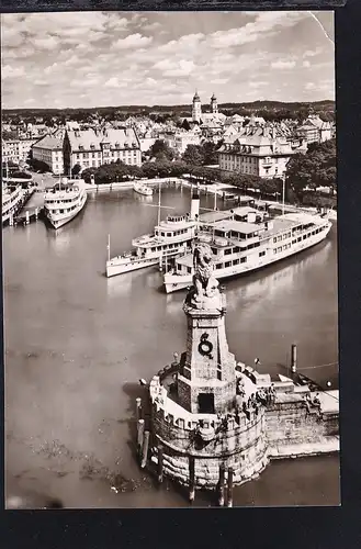 MS "Deutschland" im Lindauer Hafen 