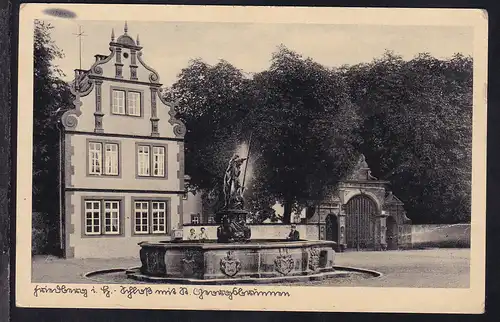 Friedberg i.H. Schloß mit St. Georgsbrunnen