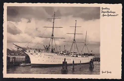 Hamburg Schwimmende Jugendherberge "Hein Godenwind"