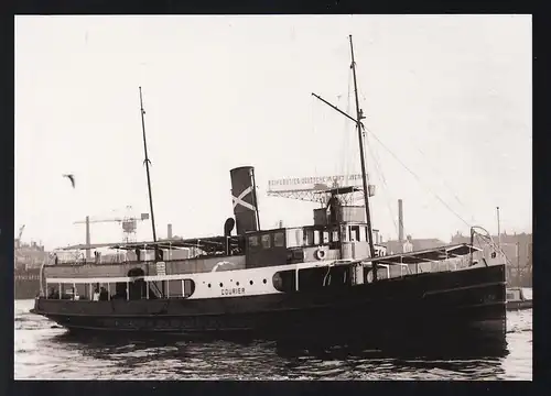 Fährdampfer "Courier"