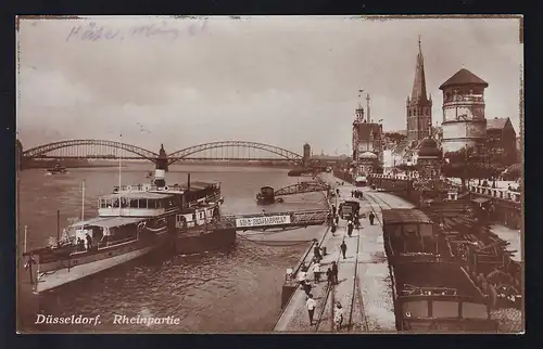 Düsseldorf Rheinpartie