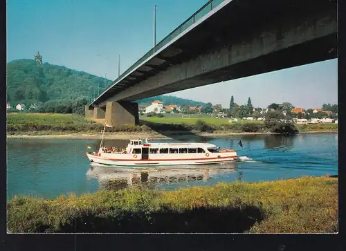 MS "Pollux" unter der Weserbrücke bei Porta Westfalica