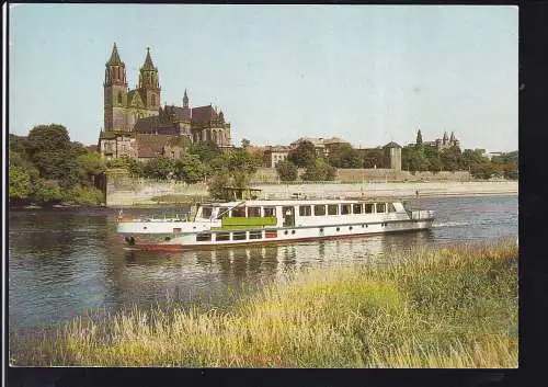 MS "Otto von Guericke" vor Magdeburg