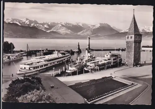 MS "Allgäu" und 3 weitere Schiffe im Hafen von Lindau