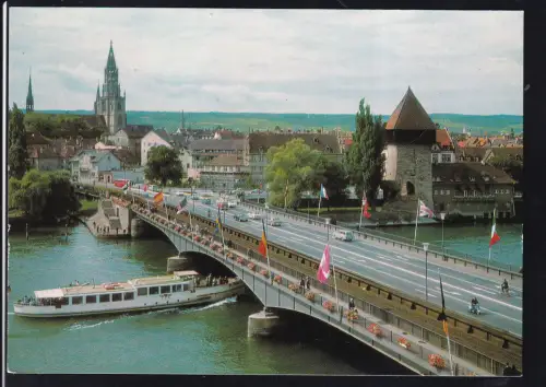 MS "Meersburg" unter der Rheinbrücke Konstanz