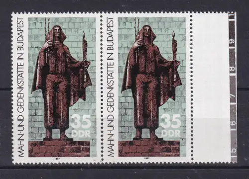 Mahn- und Gedenkstätte Budapest, Randpaar **