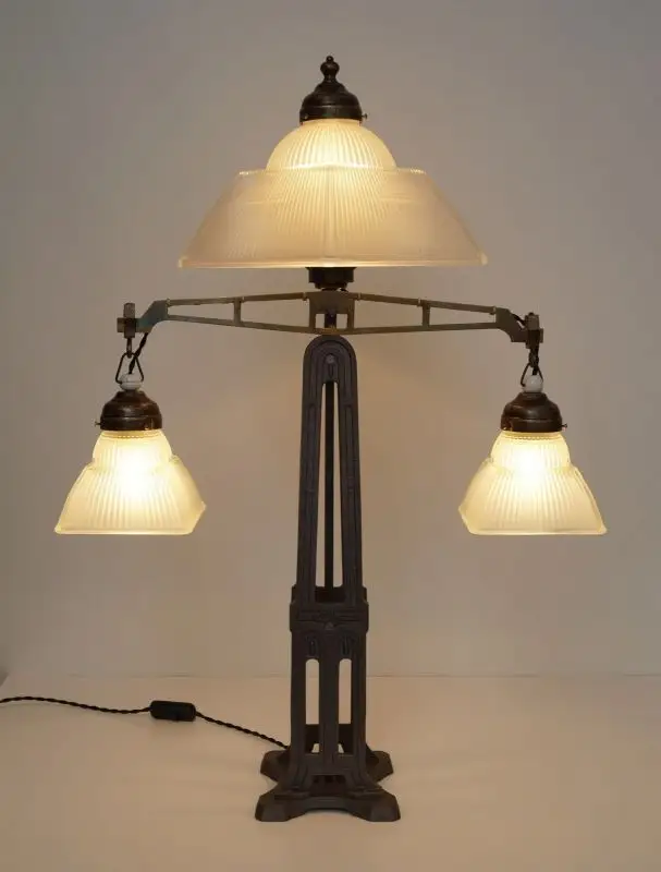 Einzigartige Art Déco Prunkleuchte Tischlampe 