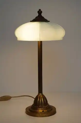 Wunderschöne original Berliner Jugendstil Messinglampe um 1930 Tischlampe Opal