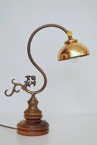 Tolles Einzelstück Jugendstil Landhaus Schreibtischleuchte Tischlampe Messing