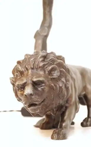 Sehr edle original französische Art Déco Schreibtischlampe "LION D'ARGENT" Löwe