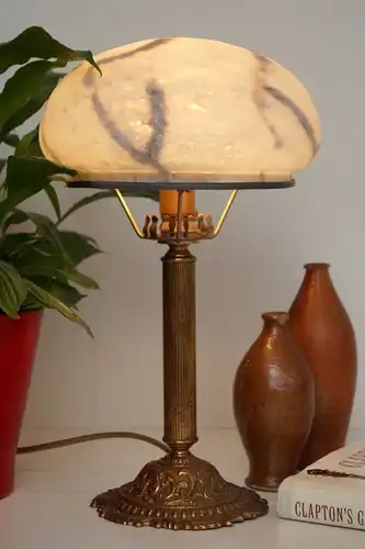 Zierliche Jugendstil Pilzleuchte Pilzlampe Tischlampe marmoriert Messing shabby