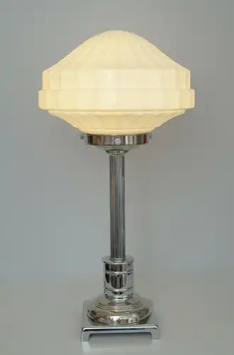 Unikat Bauhaus Chrom Art Déco Tischlampe Schreibtischlampe antikes Opalglas