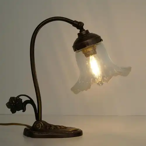 Schöne Jugendstil Nachttischleuchte Klavierlampe Messinglampe antikes Glas