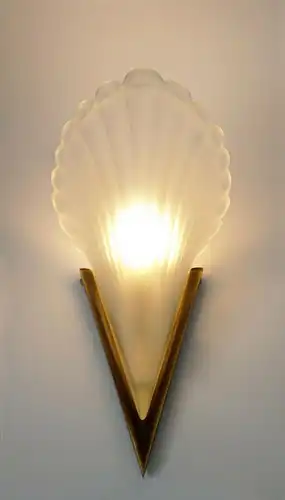 Sehr elegante Art Déco Wandlampe Wandleuchte "WALL SHELL"