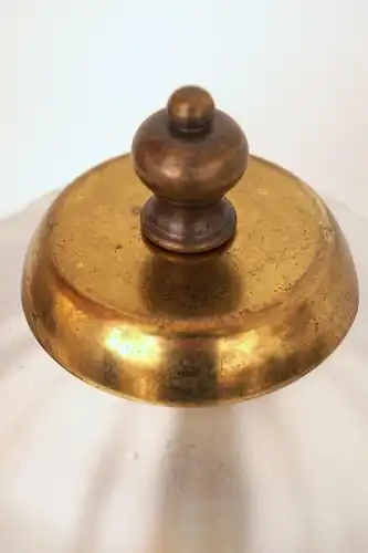 Lampe de table en laiton d'origine unique Art Nouveau