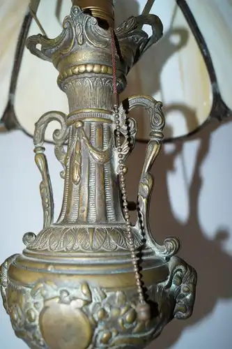 Große JUGENDSTIL Tischlampe "CHRISTMAS PUTTO" Messing Tiffany