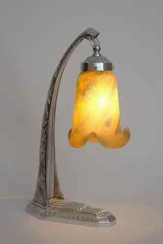 Art Deco Lampe "THE COURTYARD" Sammlerstück vernickelt Leuchte Tischlampe